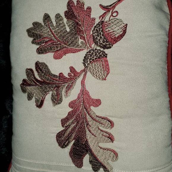 2 - MADISON PARK Jackson Blocks Faux Suede Accent Throw Pillows-Embroidered-EUC - Picture 3 of 16